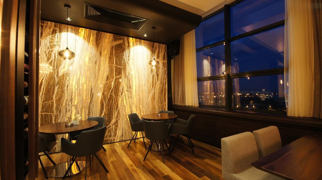 Hotel Russia Skopje Ngoại thất bức ảnh