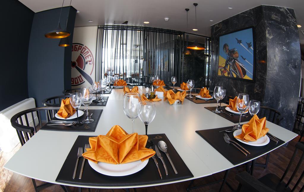 Hotel Russia Skopje Ngoại thất bức ảnh